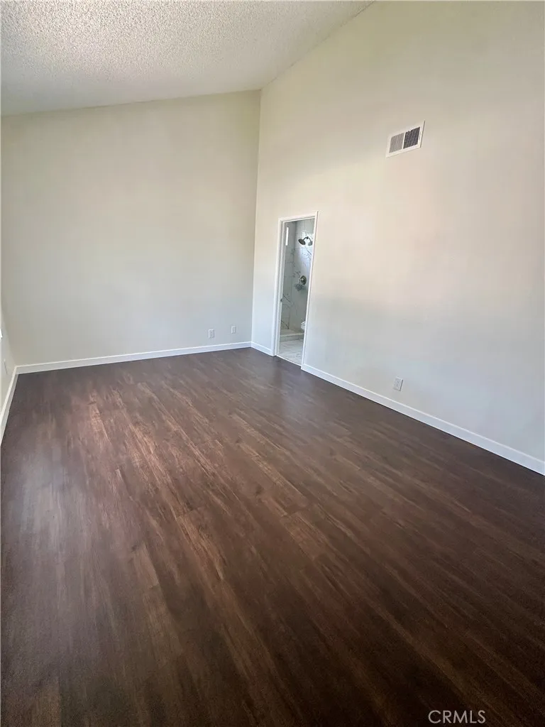 835 W Orangewood Anaheim, CA 92802