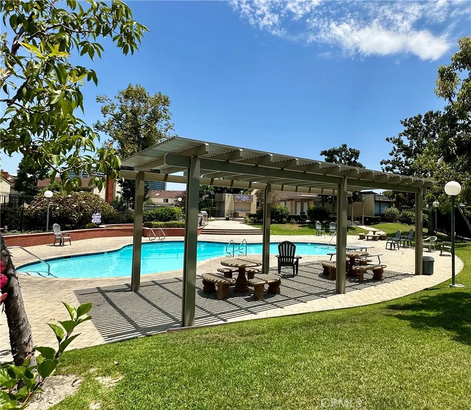 835 W Orangewood Anaheim, CA 92802