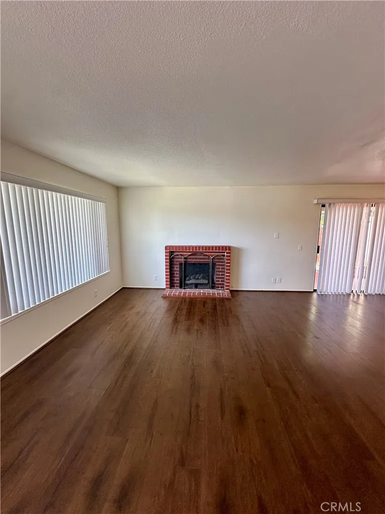 835 W Orangewood Anaheim, CA 92802
