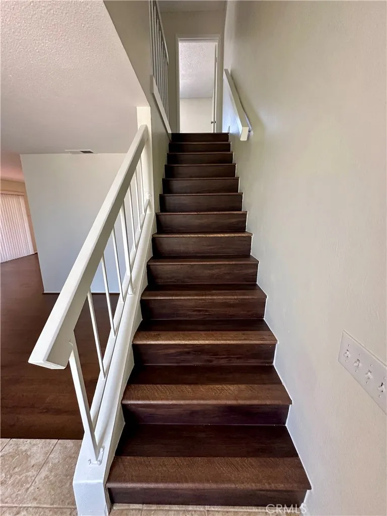 835 W Orangewood Anaheim, CA 92802