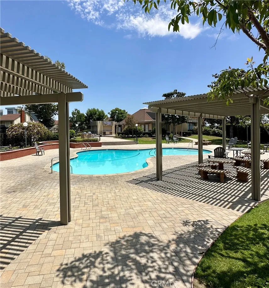 835 W Orangewood Anaheim, CA 92802