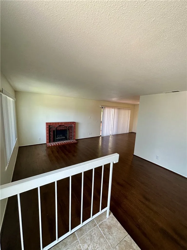 835 W Orangewood Anaheim, CA 92802
