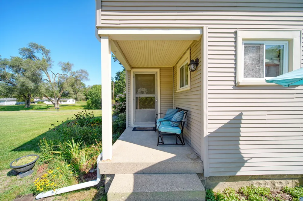 7621 Coon Hill Road Munith, MI 49259