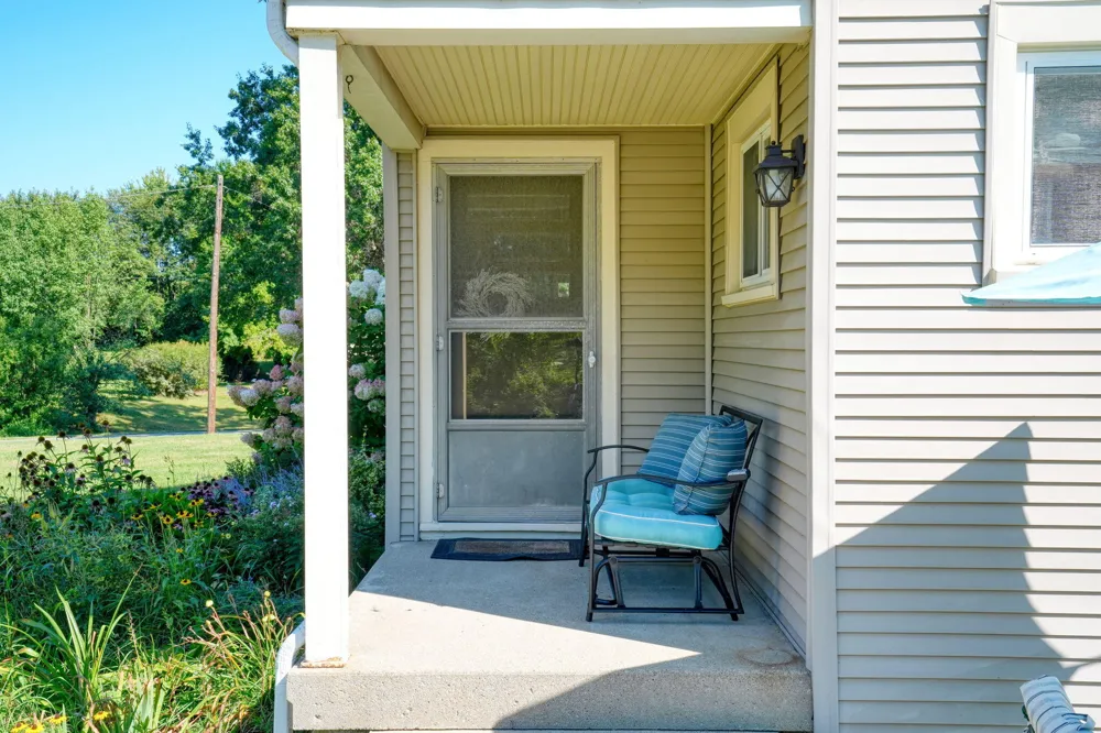 7621 Coon Hill Road Munith, MI 49259