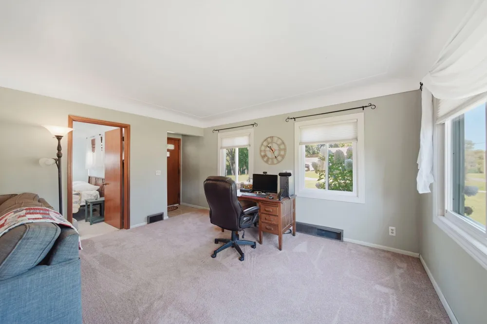 7621 Coon Hill Road Munith, MI 49259
