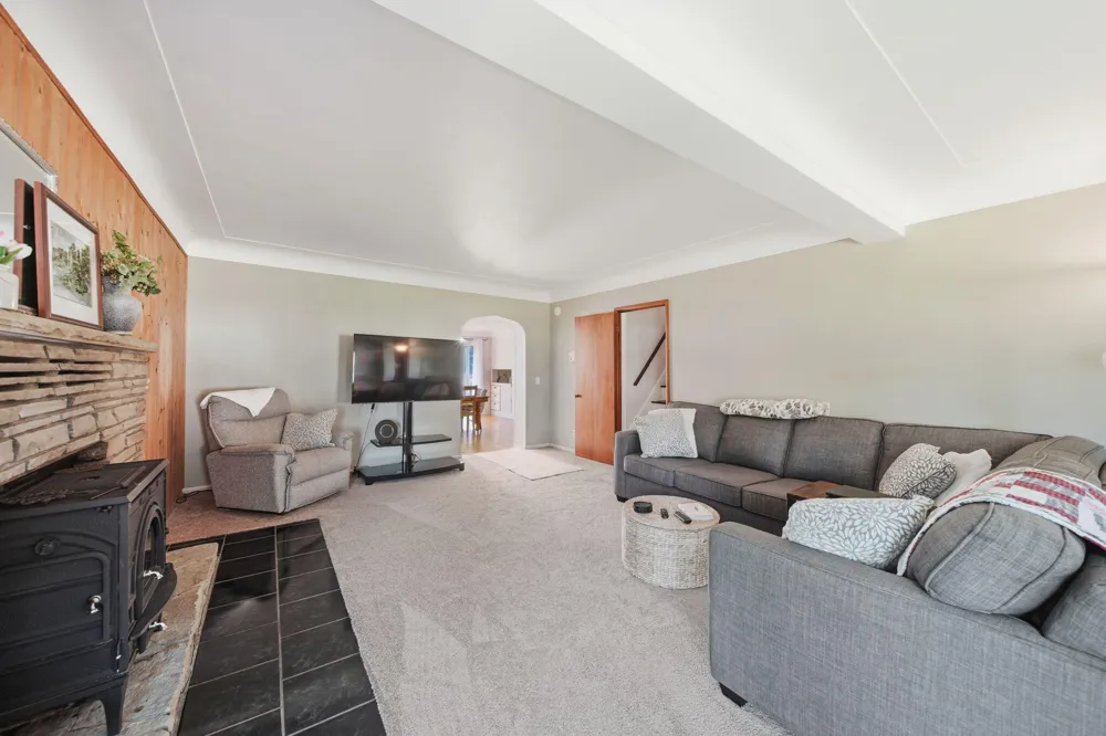 7621 Coon Hill Road Munith, MI 49259