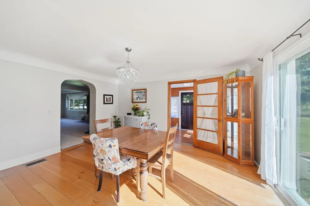 7621 Coon Hill Road Munith, MI 49259