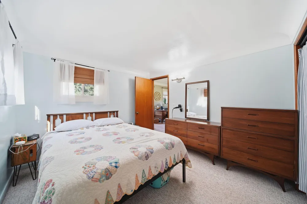 7621 Coon Hill Road Munith, MI 49259