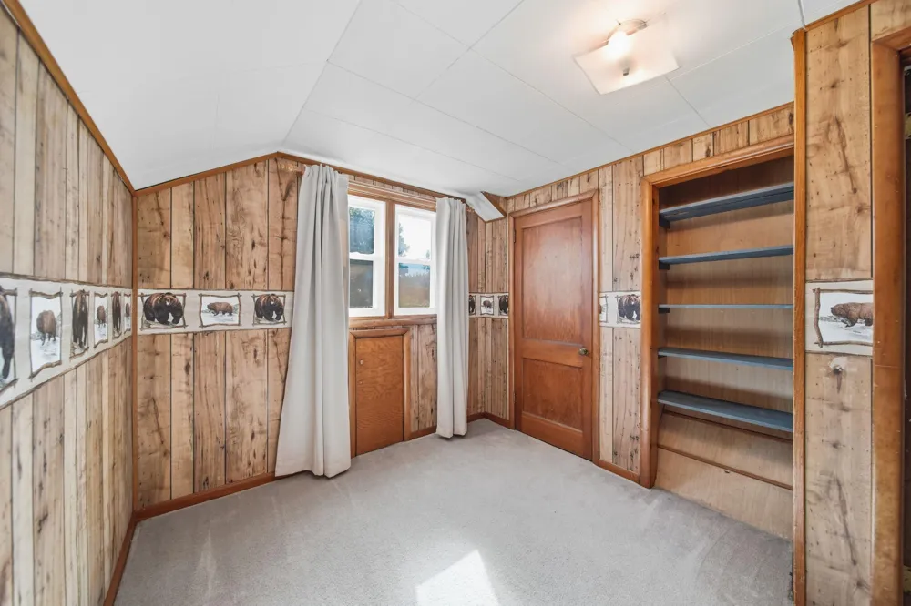 7621 Coon Hill Road Munith, MI 49259