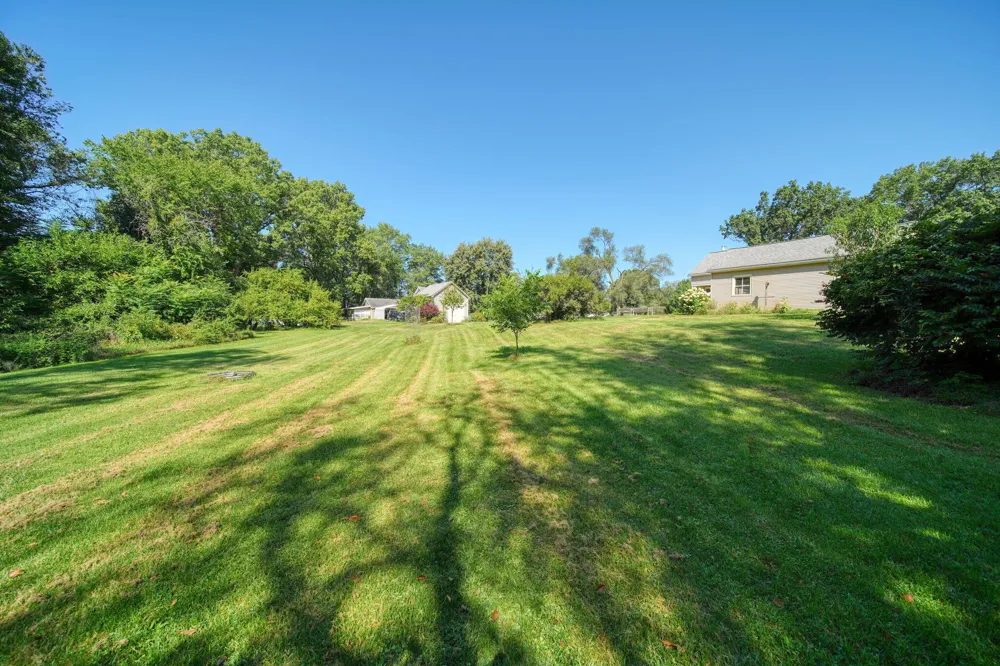 7621 Coon Hill Road Munith, MI 49259