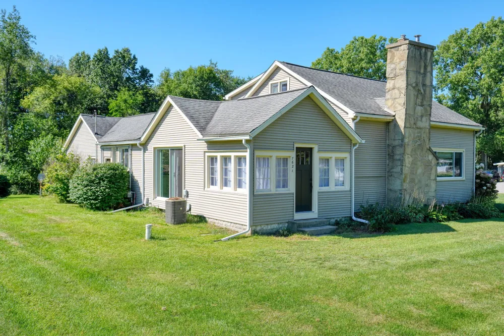 7621 Coon Hill Road Munith, MI 49259