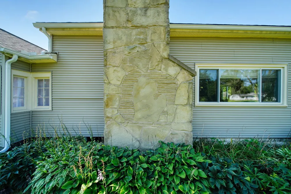 7621 Coon Hill Road Munith, MI 49259