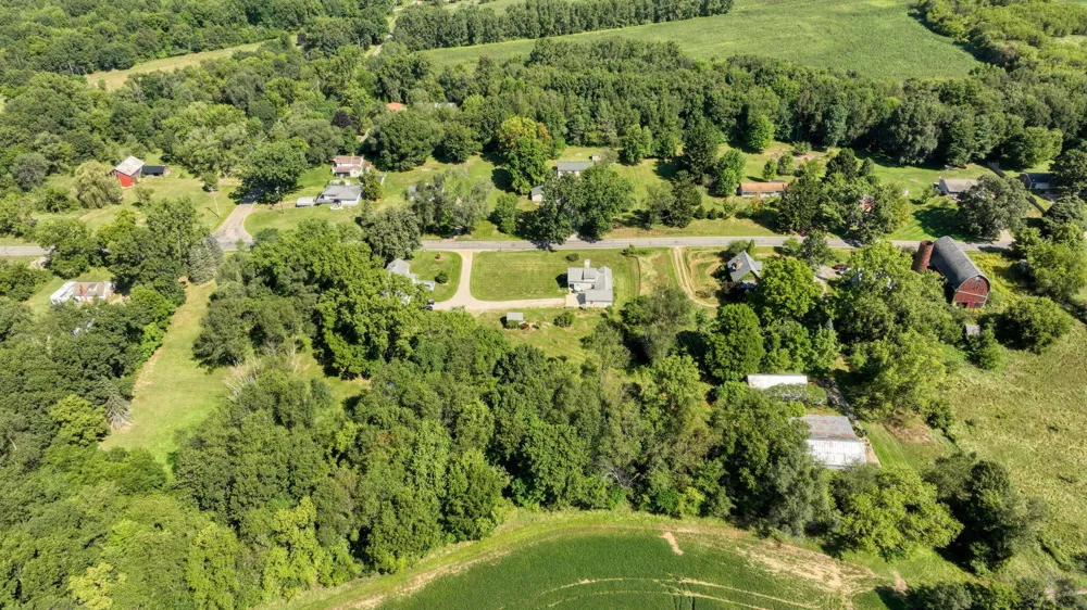 7621 Coon Hill Road Munith, MI 49259