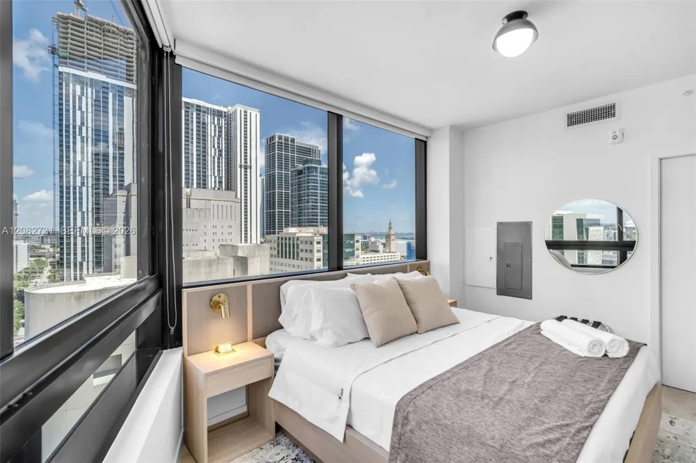 225 Miami Ave #2002 Miami, FL 33128