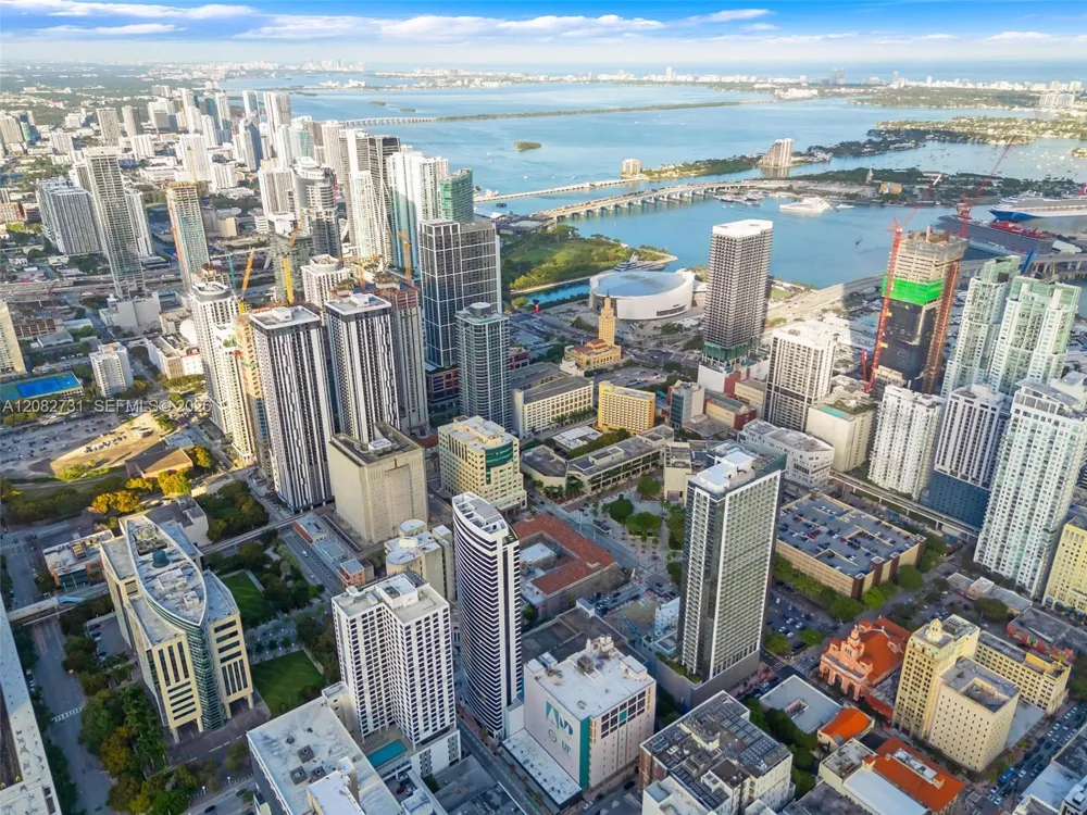 225 Miami Ave #2002 Miami, FL 33128