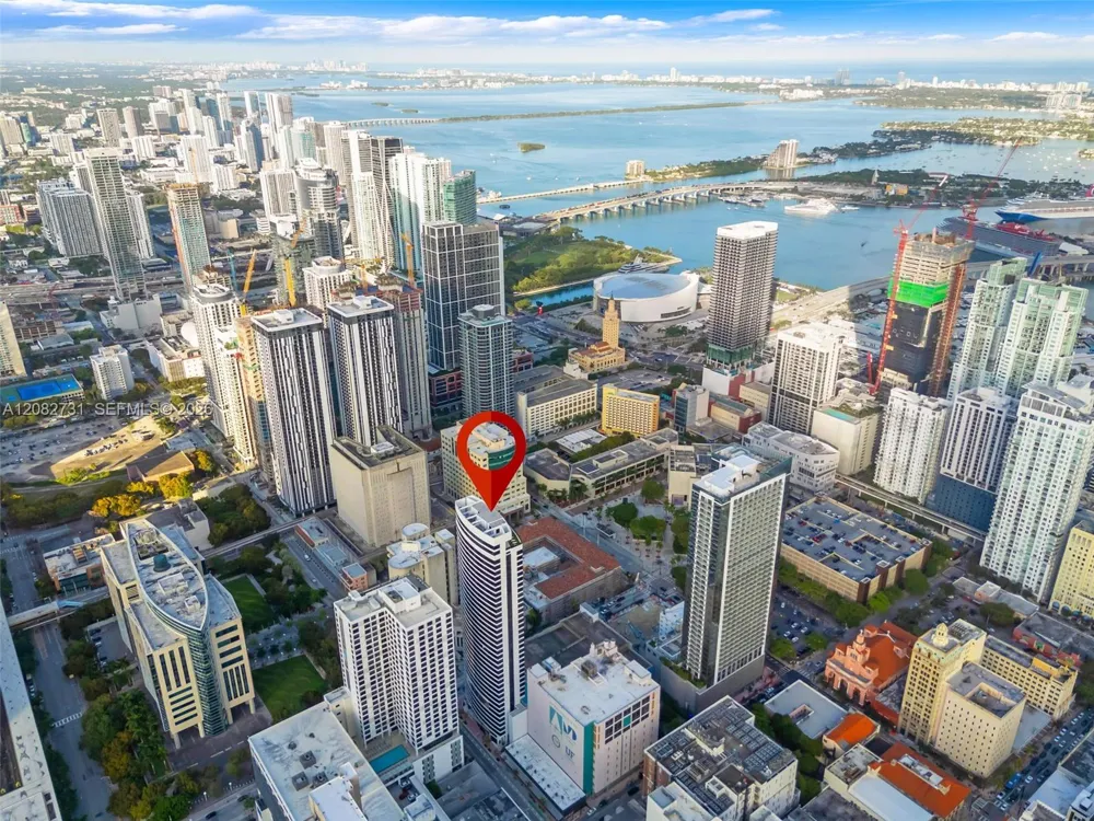 225 Miami Ave #2002 Miami, FL 33128