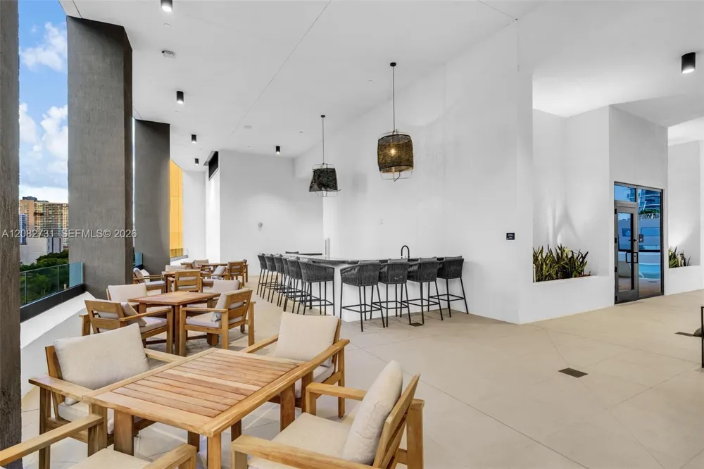 225 Miami Ave #2002 Miami, FL 33128