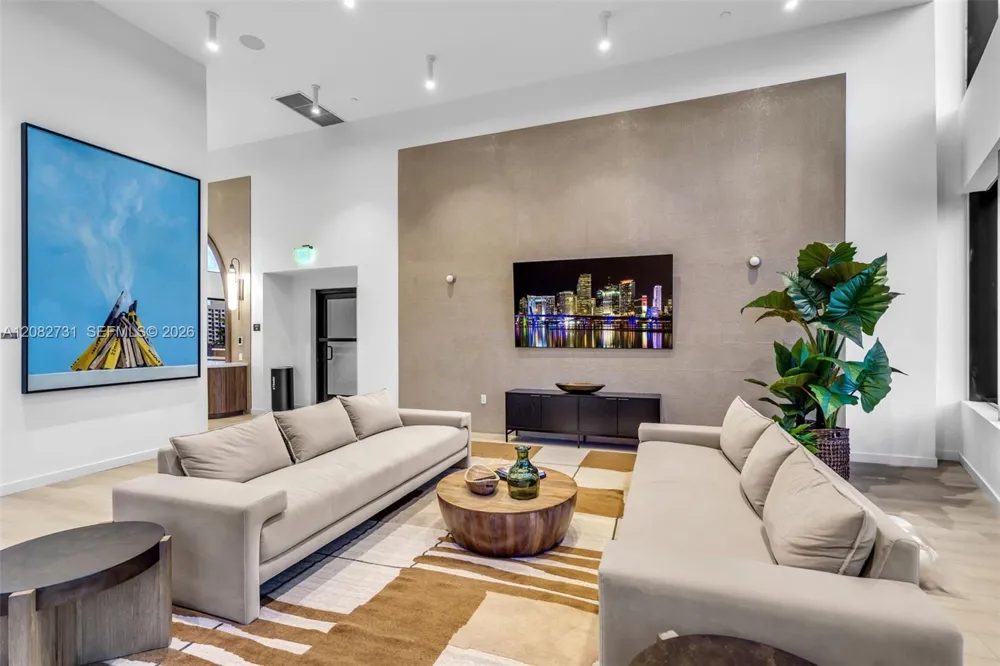 225 Miami Ave #2002 Miami, FL 33128