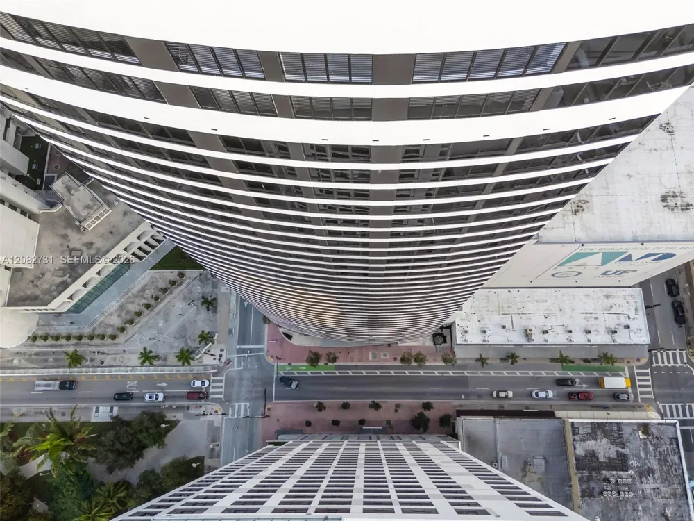 225 Miami Ave #2002 Miami, FL 33128