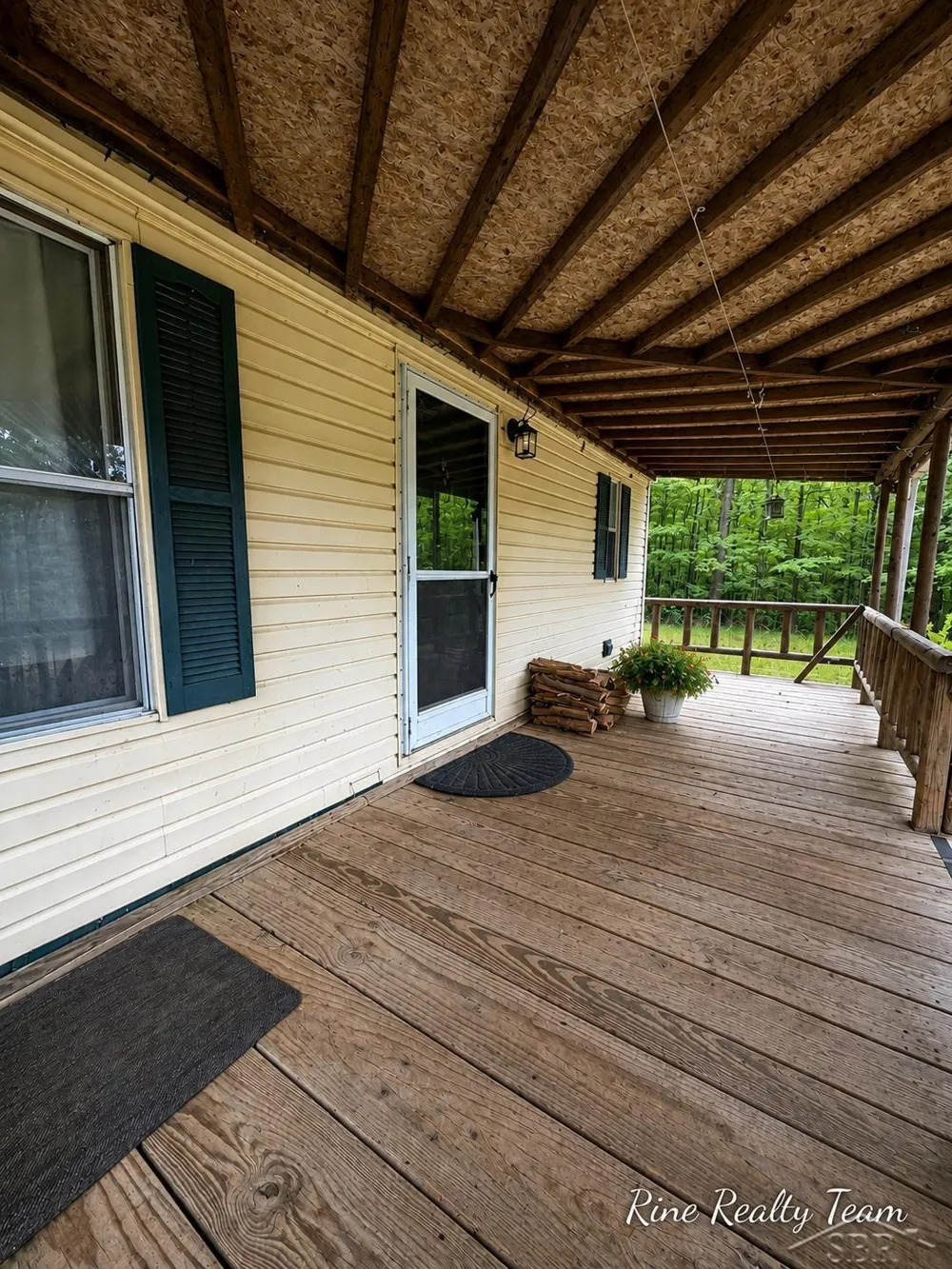 1385 Allard Acres Trail Albert Township, MI 49751