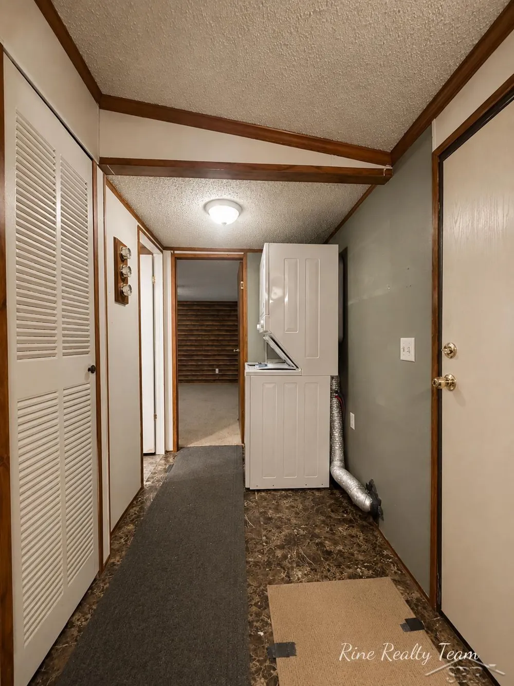 1385 Allard Acres Trail Albert Township, MI 49751