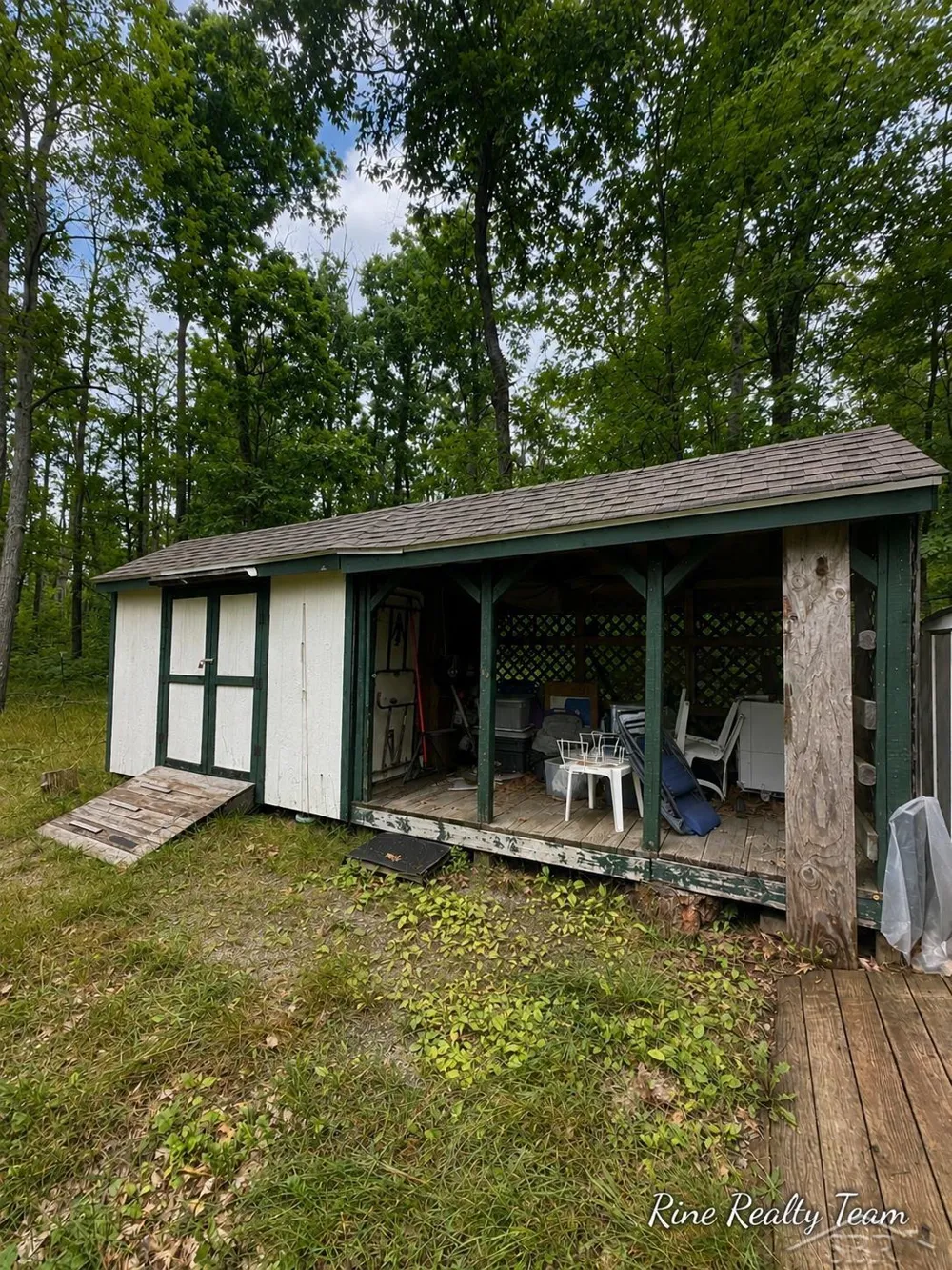 1385 Allard Acres Trail Albert Township, MI 49751