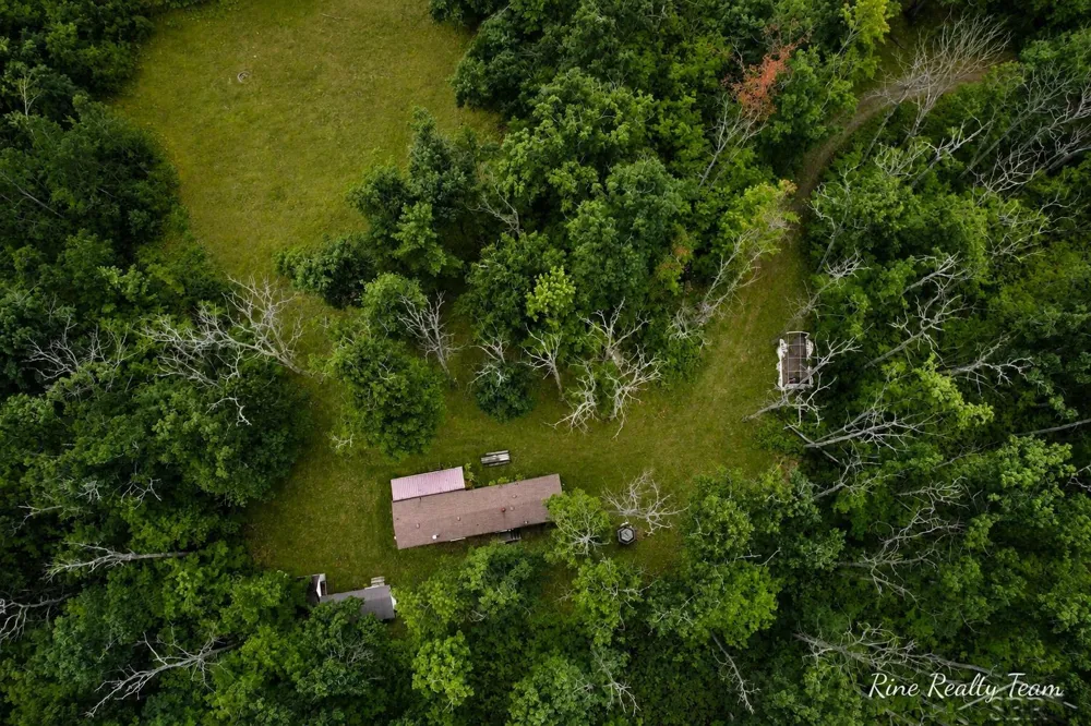 1385 Allard Acres Trail Albert Township, MI 49751