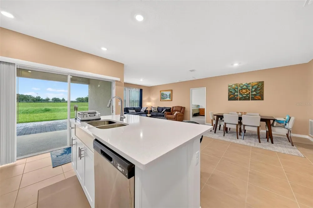 7412 CAPSTONE DRIVE Groveland, FL 34736