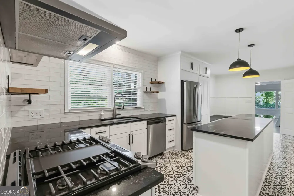6748 Brandon Mill RD Sandy Springs, GA 30328