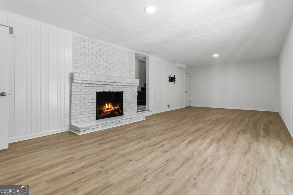 6748 Brandon Mill RD Sandy Springs, GA 30328