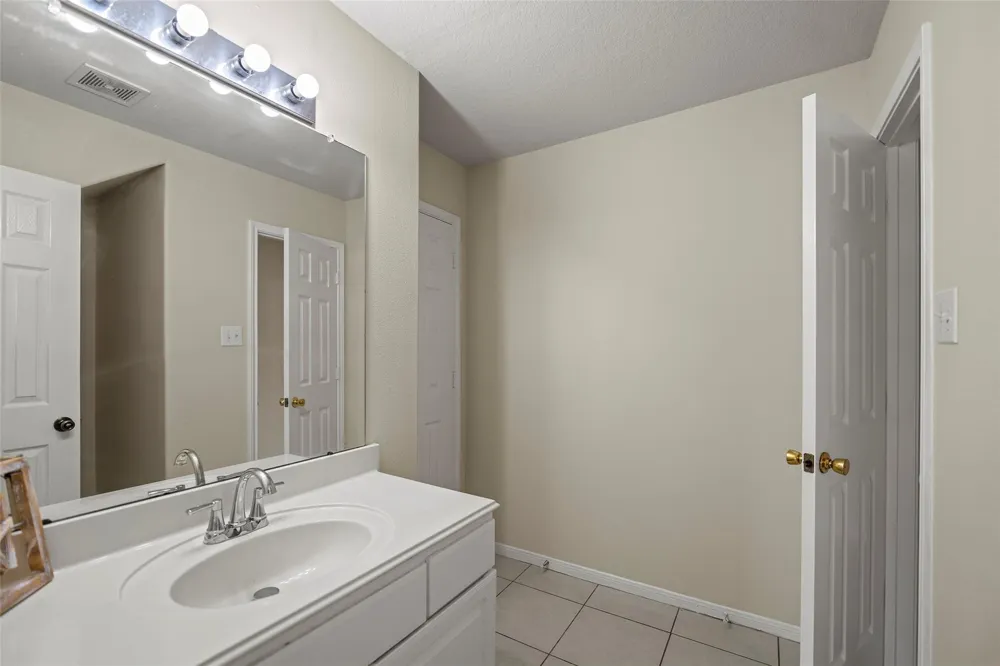 3535 Clipper Winds Way Houston, TX 77084