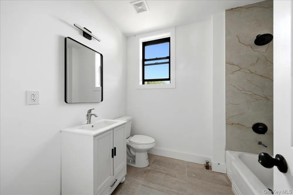 35 Lawrence Street #1 Yonkers, NY 10705