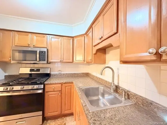 47 Ruth Court Middletown, NY 10940