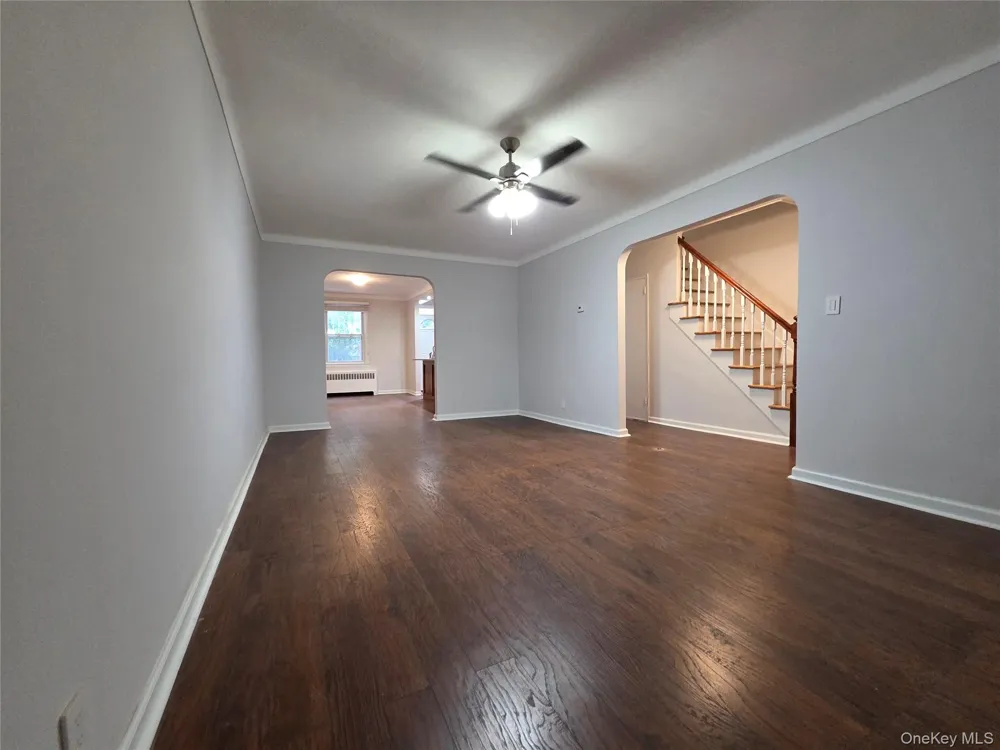 2129 Muliner Avenue Bronx, NY 10462