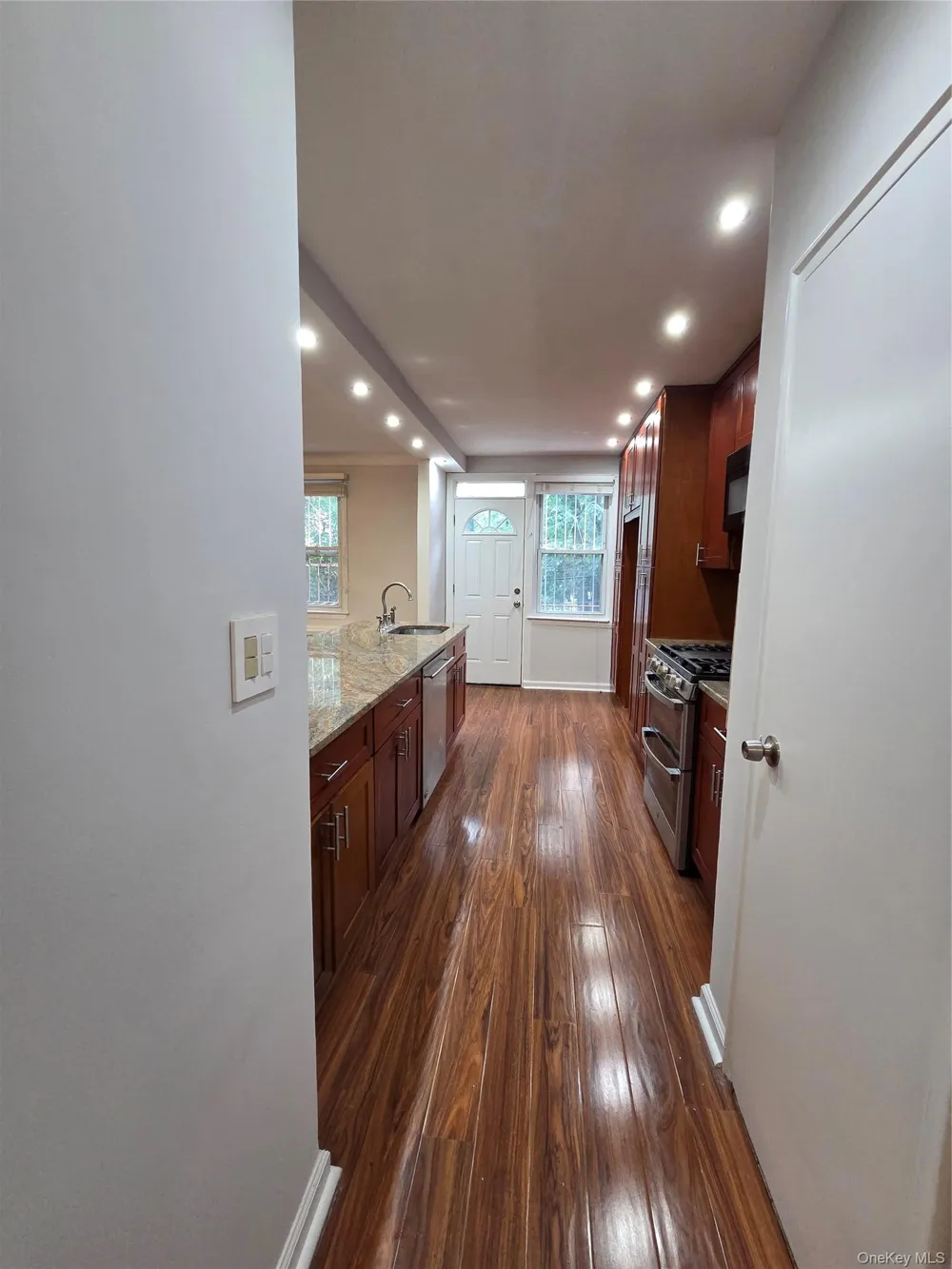 2129 Muliner Avenue Bronx, NY 10462