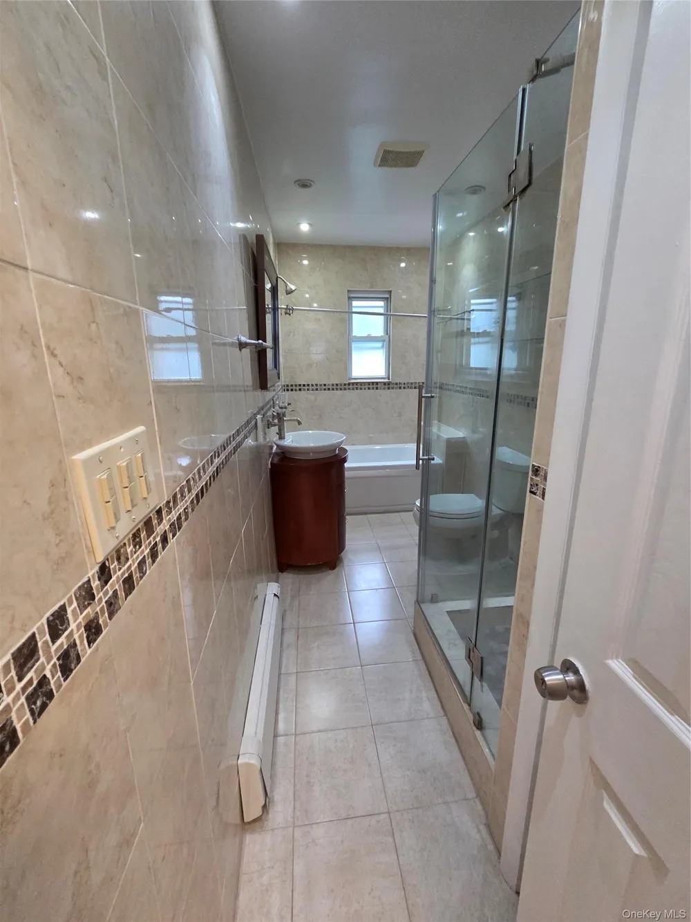 2129 Muliner Avenue Bronx, NY 10462