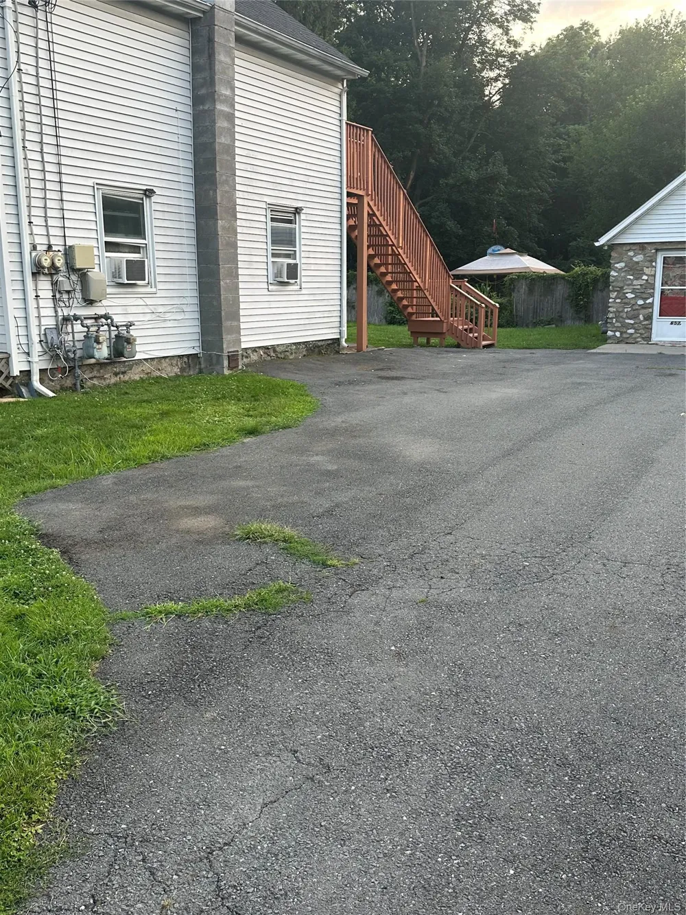 657 South Street #2 -Top Floor Newburgh, NY 12550