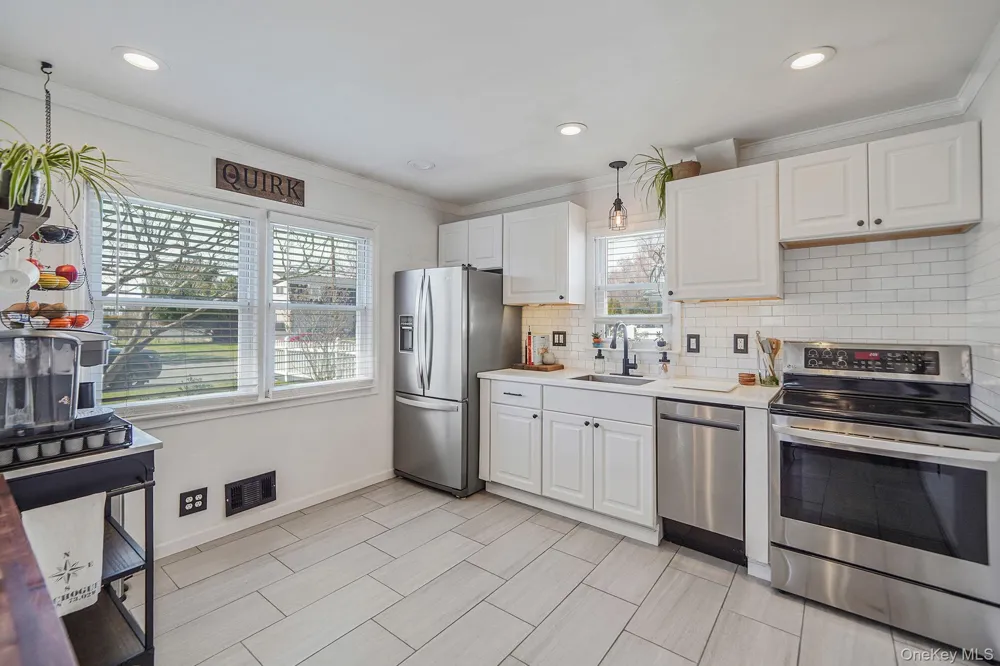 35 Thorburn Avenue Patchogue, NY 11772