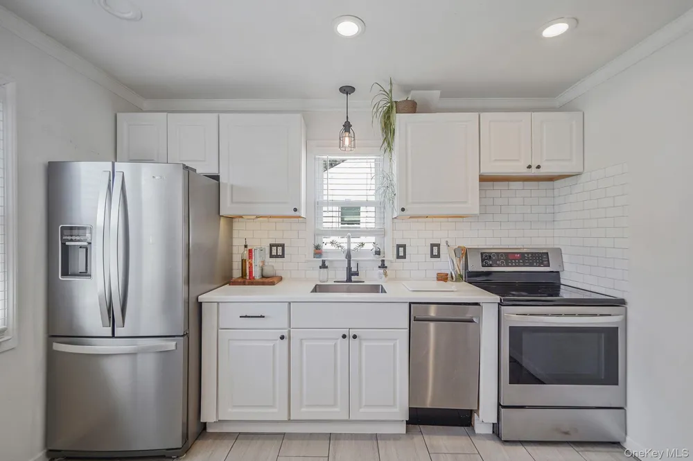 35 Thorburn Avenue Patchogue, NY 11772