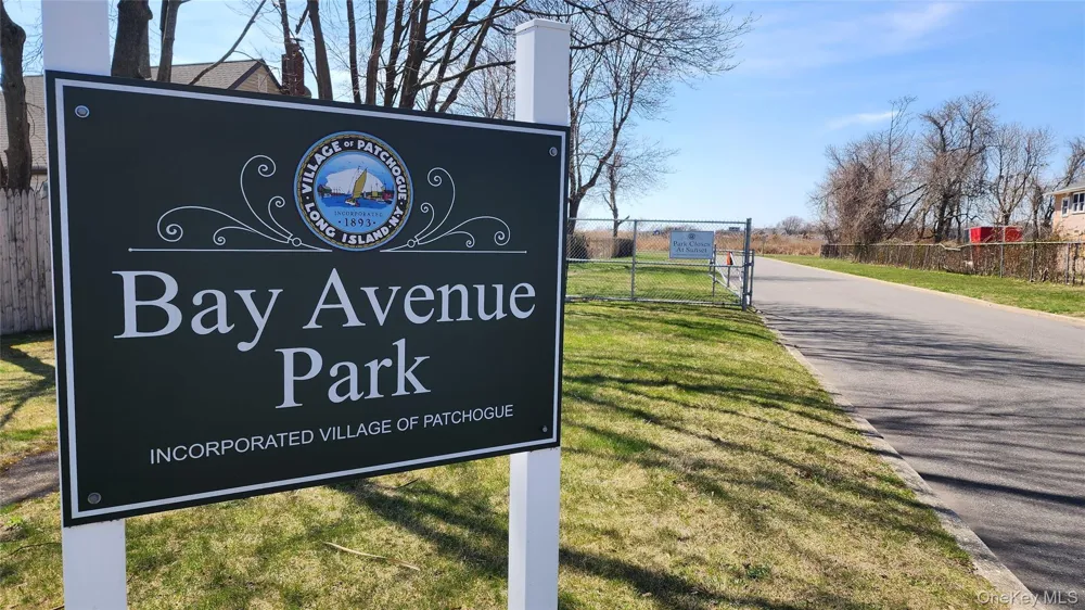 35 Thorburn Avenue Patchogue, NY 11772