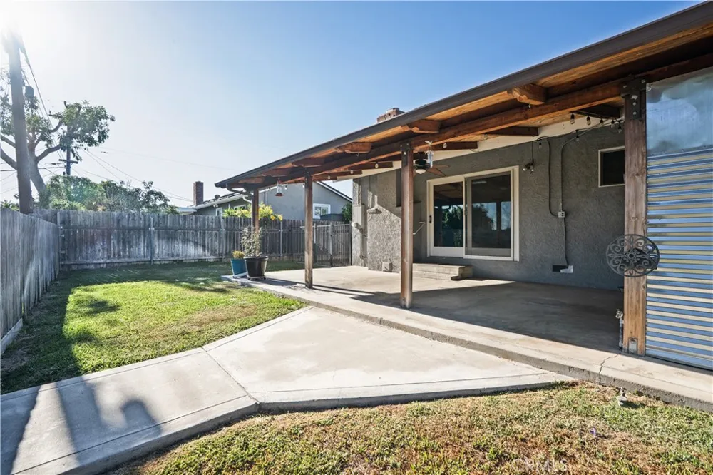 1420 Sansinena La Habra, CA 90631