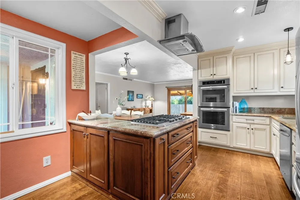 1420 Sansinena La Habra, CA 90631