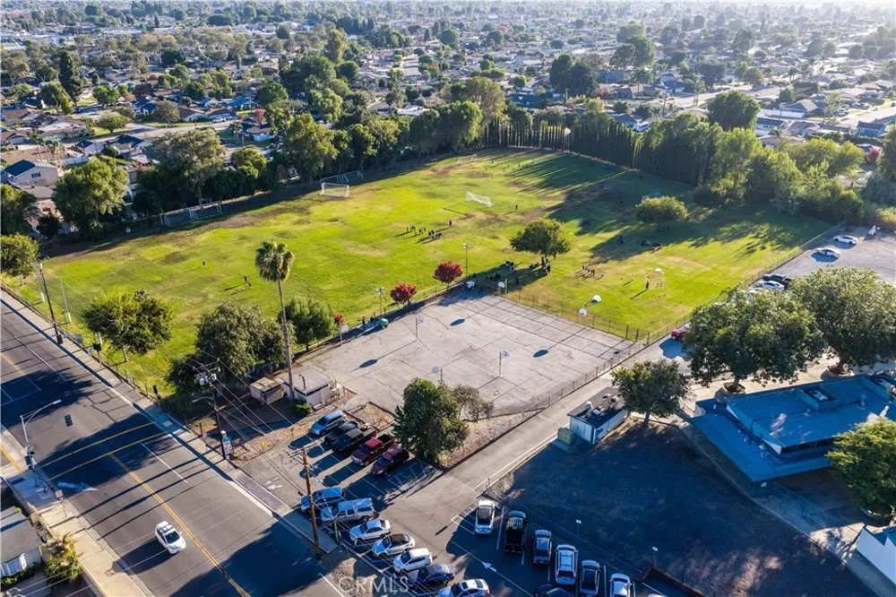 1420 Sansinena La Habra, CA 90631
