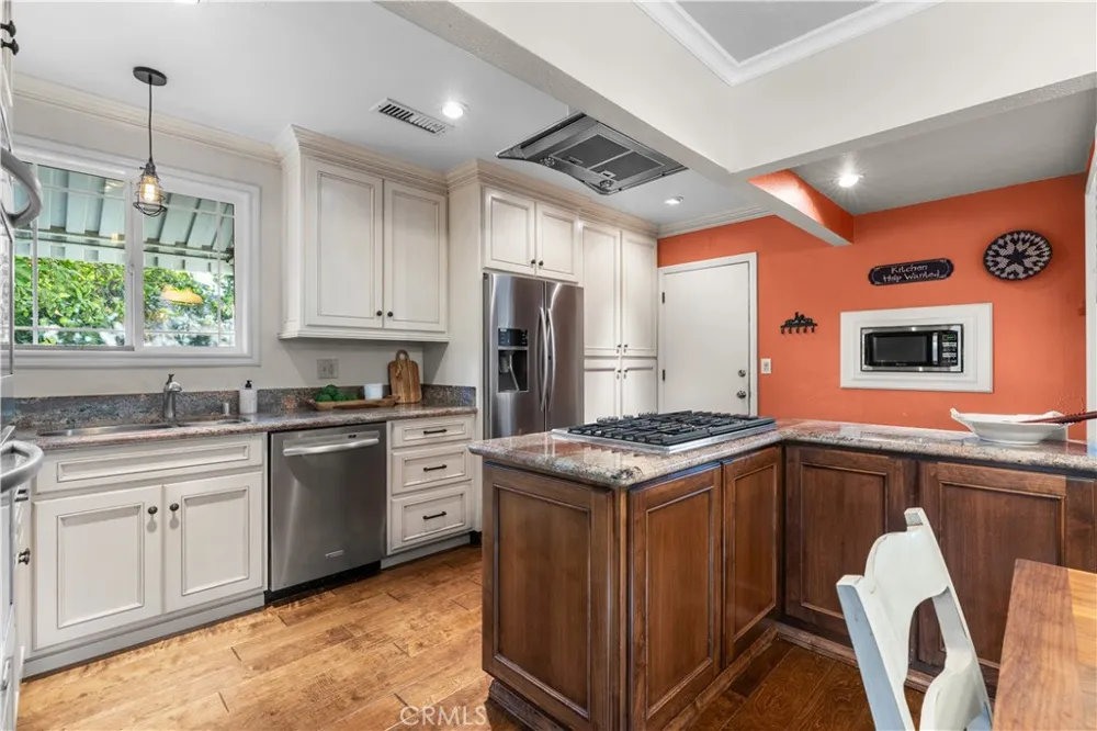 1420 Sansinena La Habra, CA 90631
