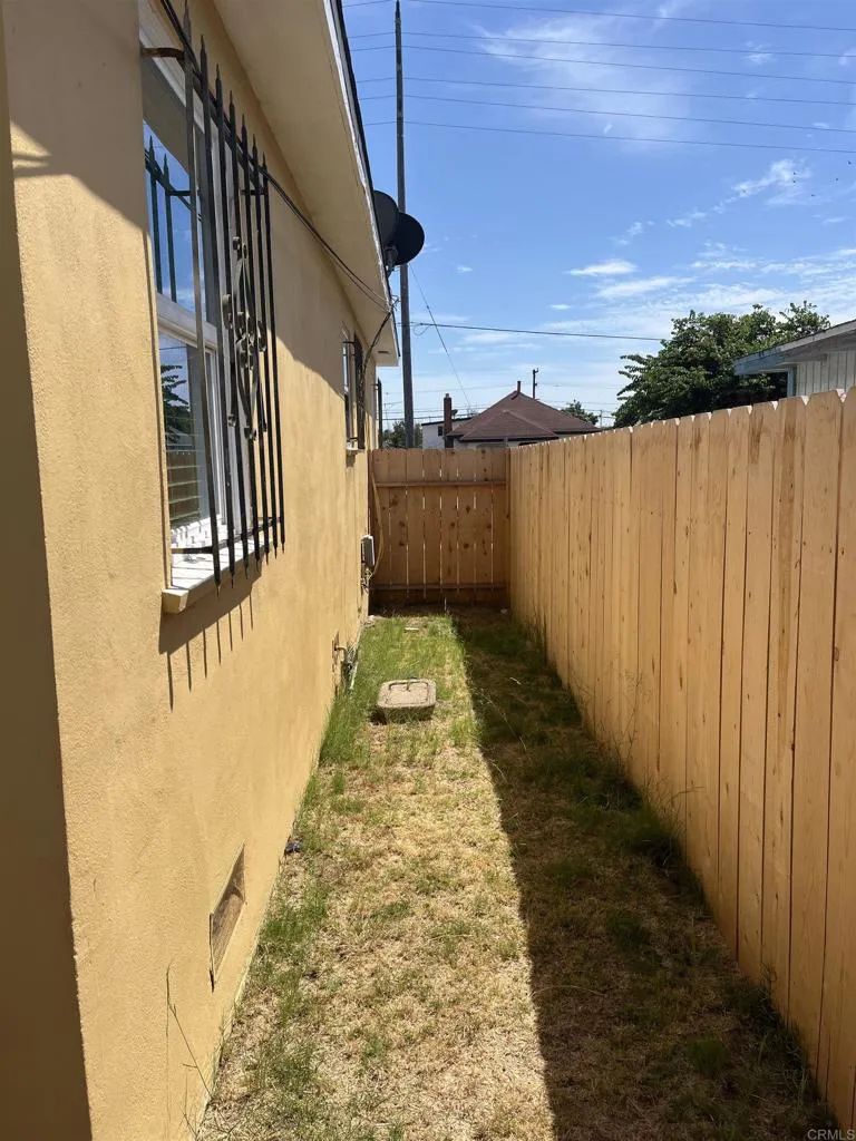 2834 L STREET San Diego, CA 92102