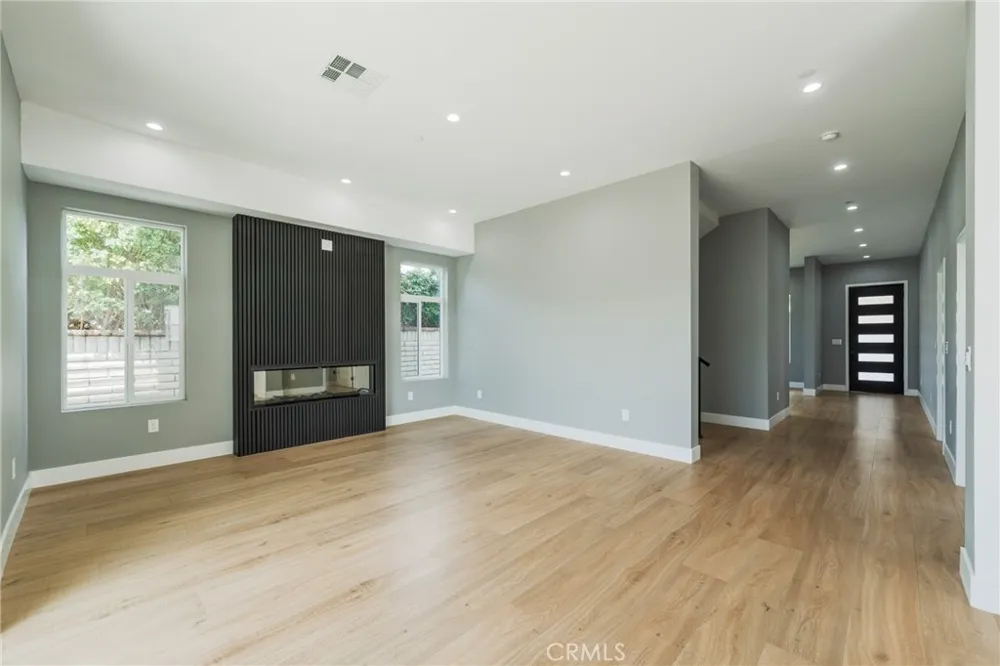 2130 W 238 STREET Torrance, CA 90501