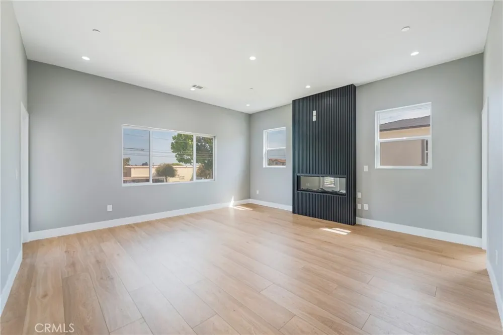 2130 W 238 STREET Torrance, CA 90501