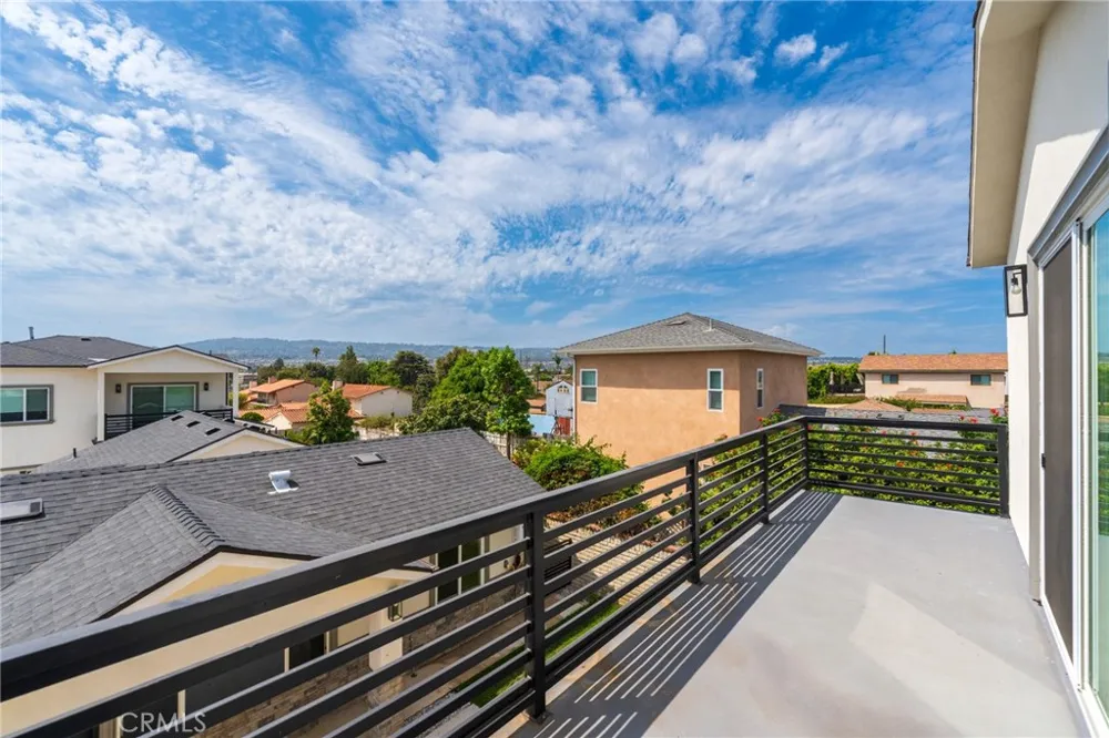 2130 W 238 STREET Torrance, CA 90501