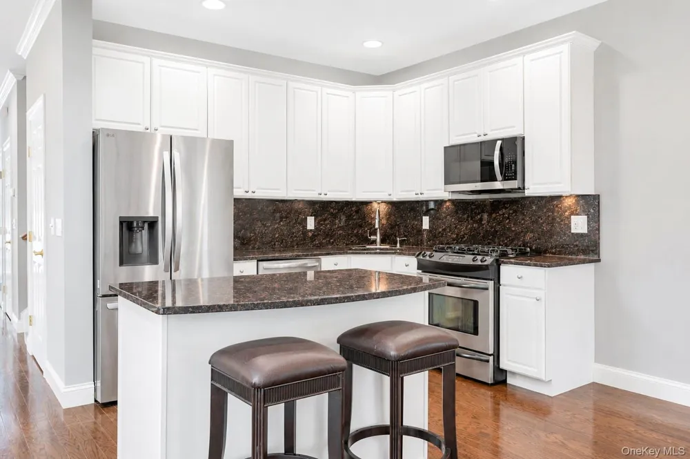 327 Medea Way Central Islip, NY 11722