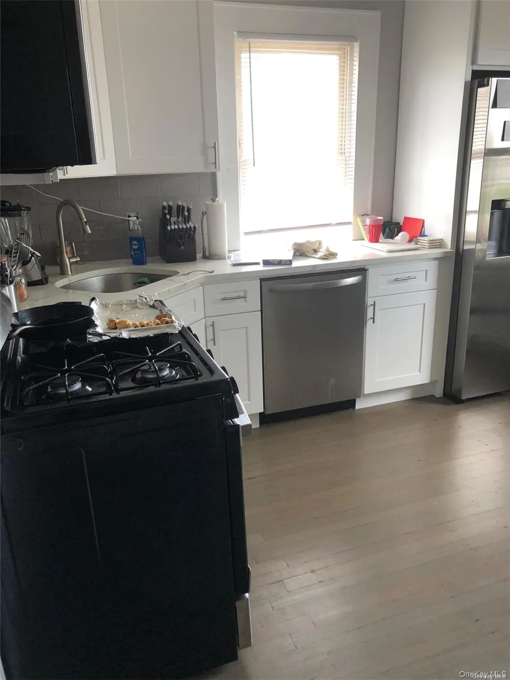 147 E Walnut Street #upper Long Beach, NY 11561